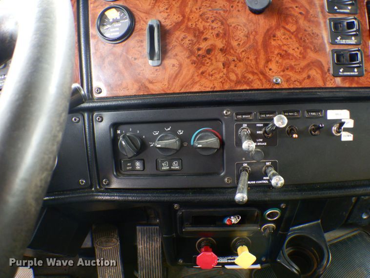 image for item MF9736 2001 Peterbilt 378  dump truck