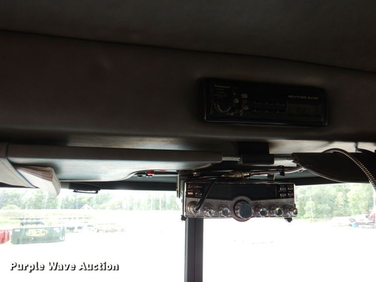 image for item MF9736 2001 Peterbilt 378  dump truck