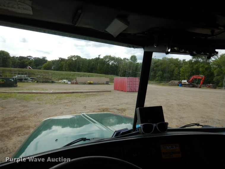 image for item MF9736 2001 Peterbilt 378  dump truck