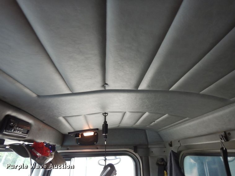 image for item MF9736 2001 Peterbilt 378  dump truck