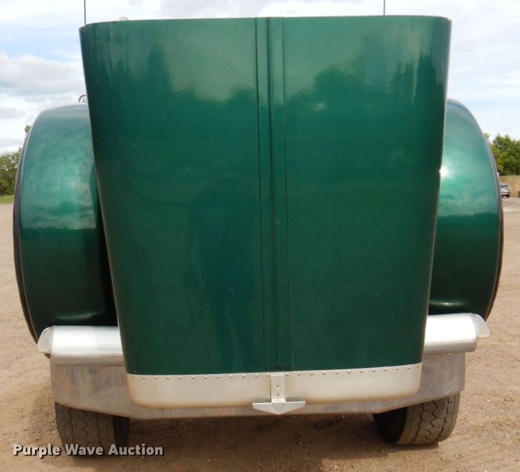 image for item MF9736 2001 Peterbilt 378  dump truck