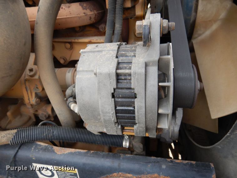 image for item MF9736 2001 Peterbilt 378  dump truck