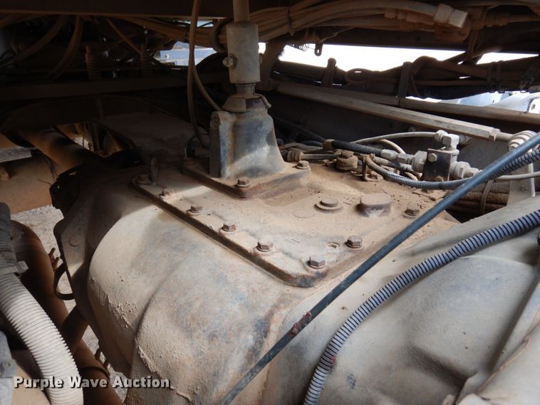 image for item MF9736 2001 Peterbilt 378  dump truck