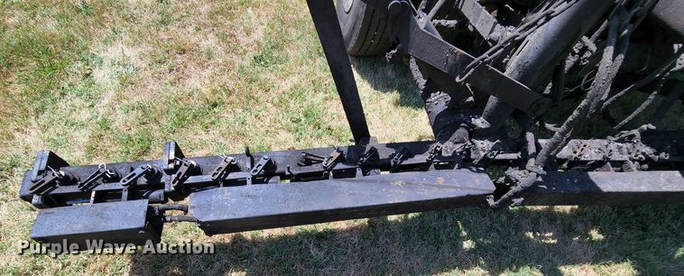 image for item MK9049 1993 Ford F700  oil distributor truck