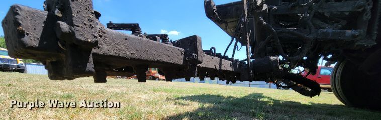 image for item MK9049 1993 Ford F700  oil distributor truck