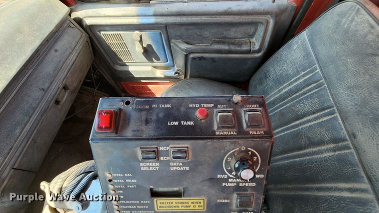 image for item MK9049 1993 Ford F700  oil distributor truck