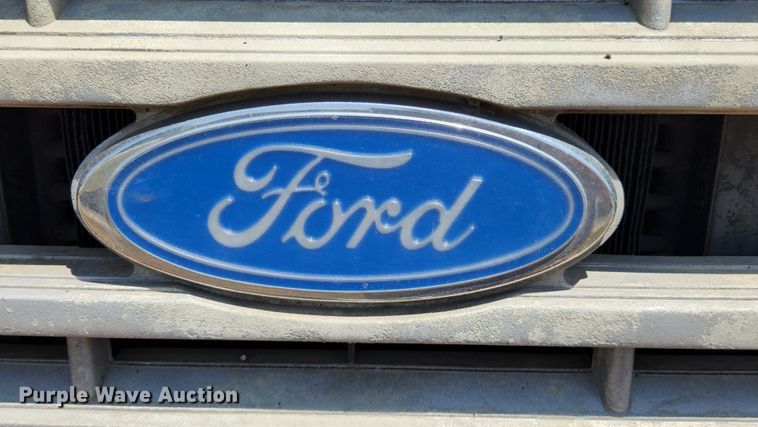 image for item MK9049 1993 Ford F700  oil distributor truck