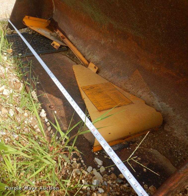 image for item MU9711 1986 John Deere 310C  backhoe