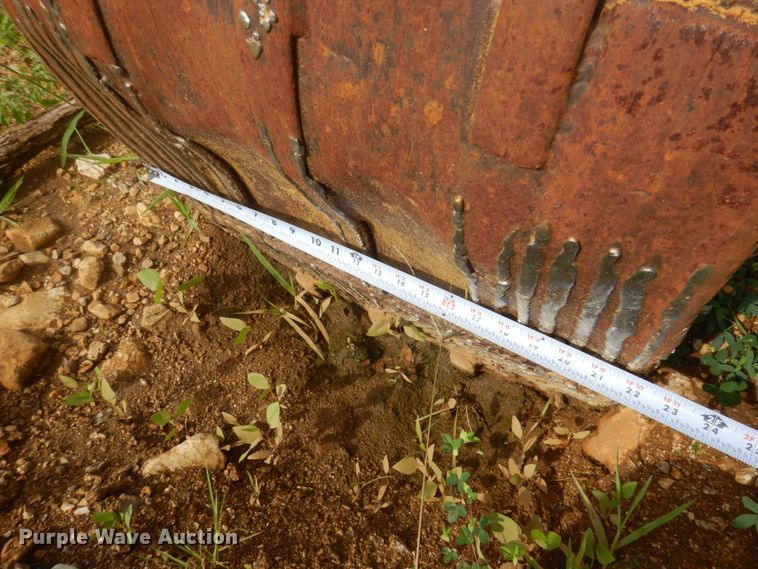 image for item MU9711 1986 John Deere 310C  backhoe