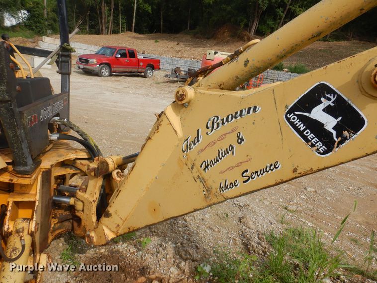 image for item MU9711 1986 John Deere 310C  backhoe