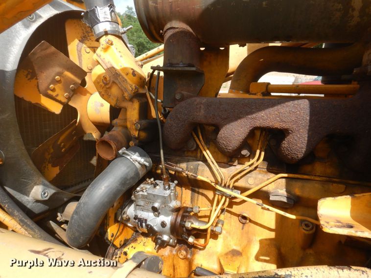 image for item MU9711 1986 John Deere 310C  backhoe