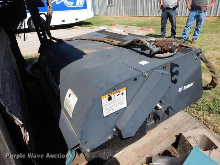 image for item DB7916 2007 Bobcat 60 Sweeper  skid steer sweeper