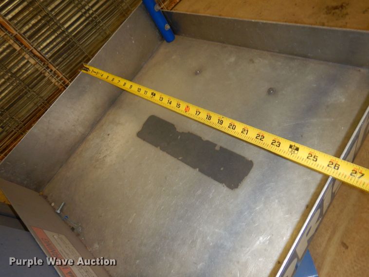 image for item DB7919 Up Right UL40  vertical lift