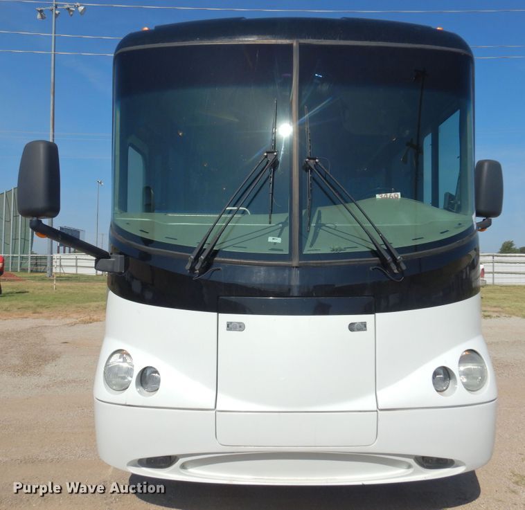 image for item DB7920 2008 Glaval  coach bus