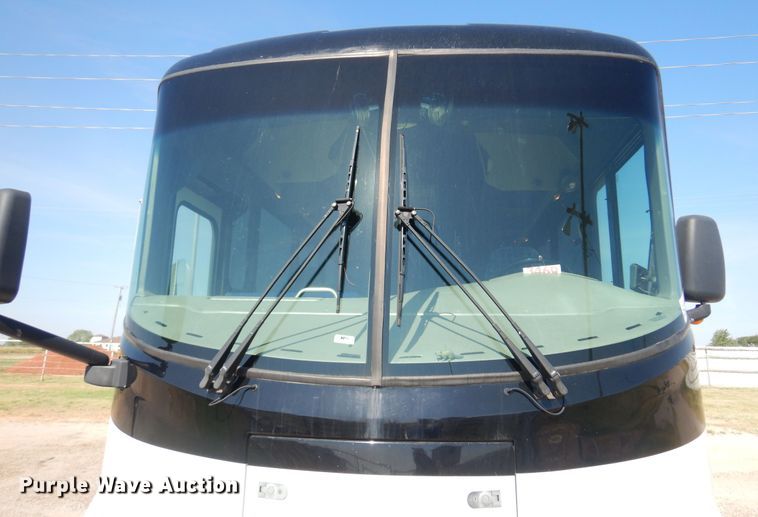 image for item DB7920 2008 Glaval  coach bus