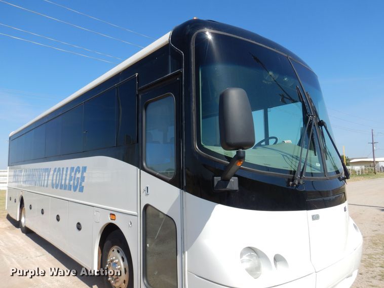 image for item DB7920 2008 Glaval  coach bus