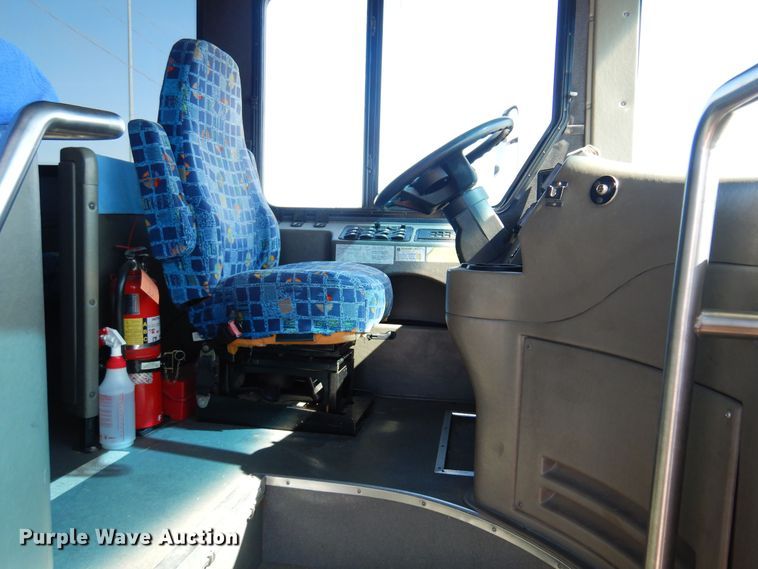 image for item DB7920 2008 Glaval  coach bus