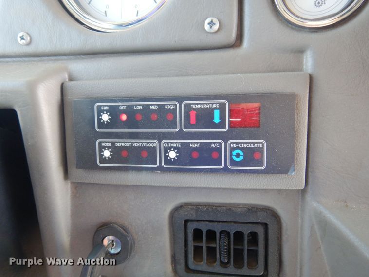 image for item DB7920 2008 Glaval  coach bus