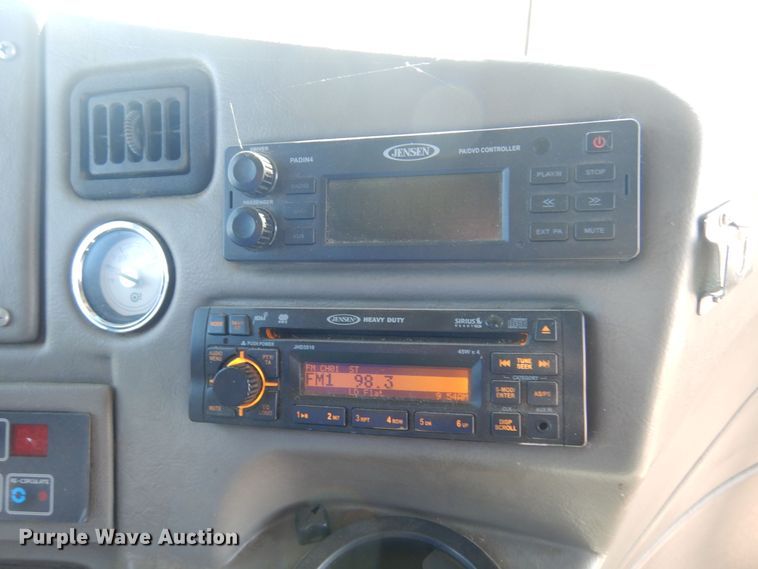 image for item DB7920 2008 Glaval  coach bus