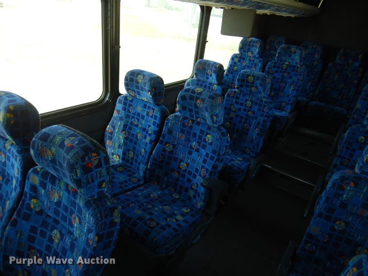 image for item DB7920 2008 Glaval  coach bus
