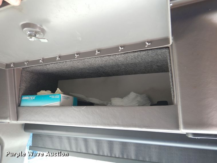 image for item DB7920 2008 Glaval  coach bus