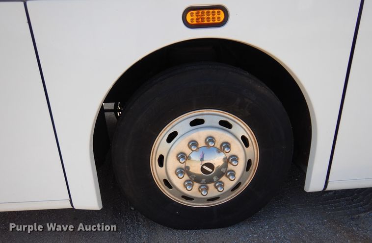 image for item DB7920 2008 Glaval  coach bus