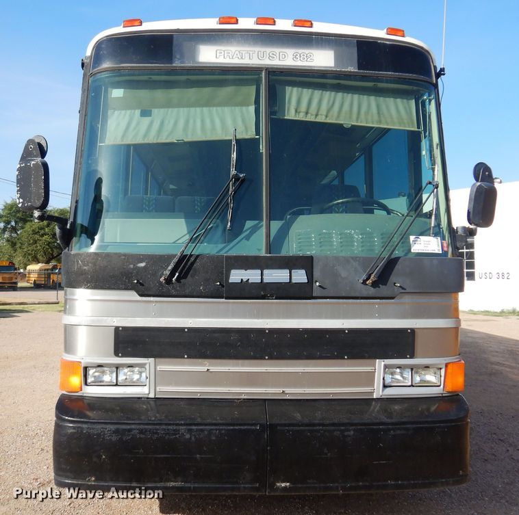 image for item DB7921 1988 MCI  coach bus