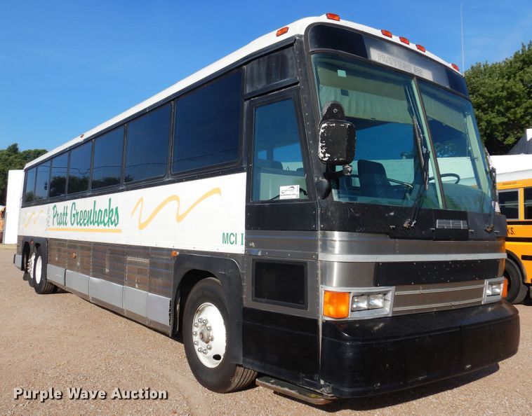 image for item DB7921 1988 MCI  coach bus