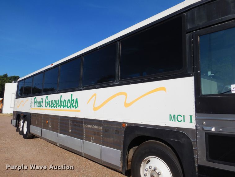 image for item DB7921 1988 MCI  coach bus