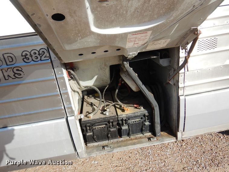 image for item DB7921 1988 MCI  coach bus