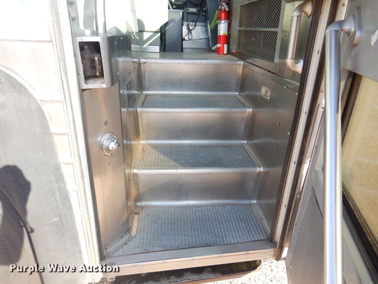 image for item DB7921 1988 MCI  coach bus