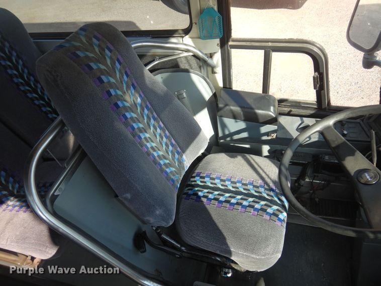 image for item DB7921 1988 MCI  coach bus