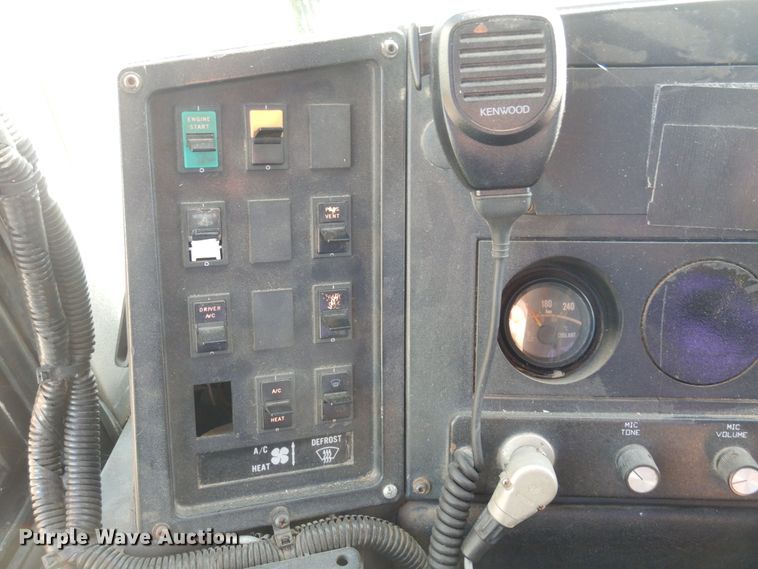 image for item DB7921 1988 MCI  coach bus