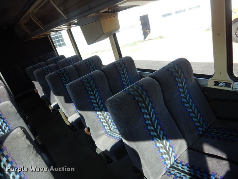 image for item DB7921 1988 MCI  coach bus
