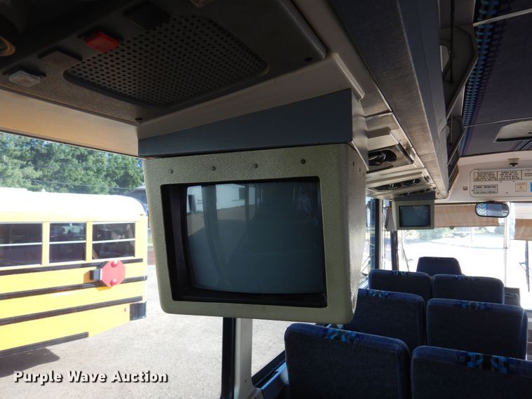 image for item DB7921 1988 MCI  coach bus