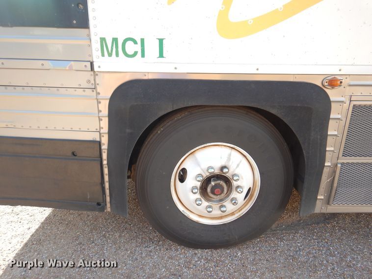 image for item DB7921 1988 MCI  coach bus