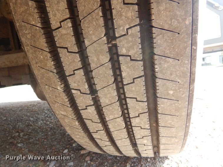 image for item DB7921 1988 MCI  coach bus