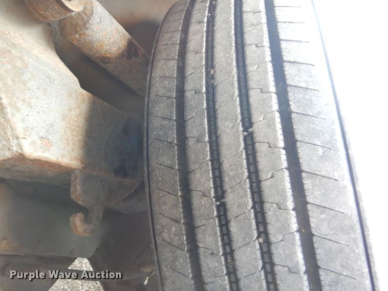 image for item DB7921 1988 MCI  coach bus