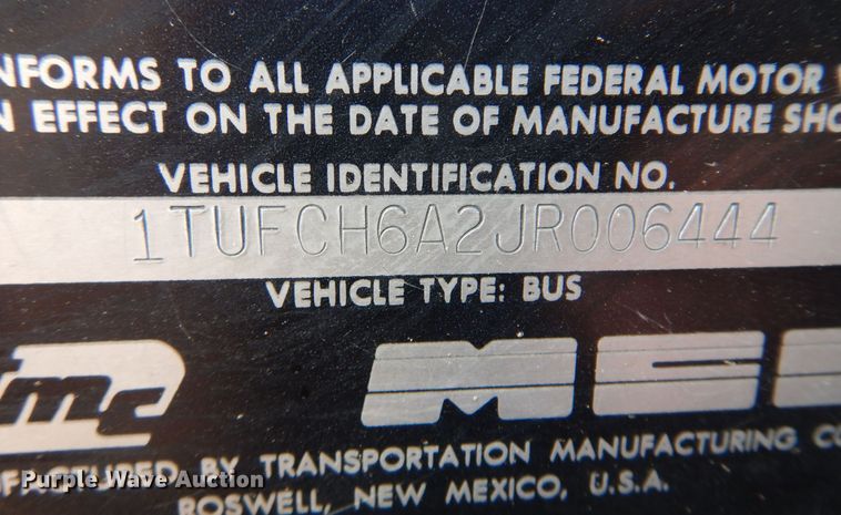 image for item DB7921 1988 MCI  coach bus