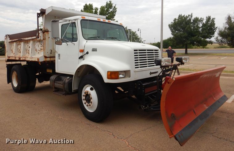 image for item DB7955 2001 International 4700  dump truck