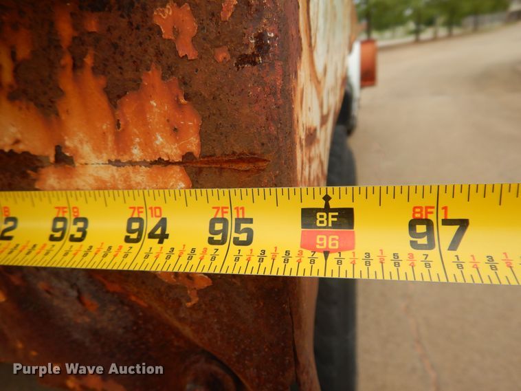 image for item DB7955 2001 International 4700  dump truck