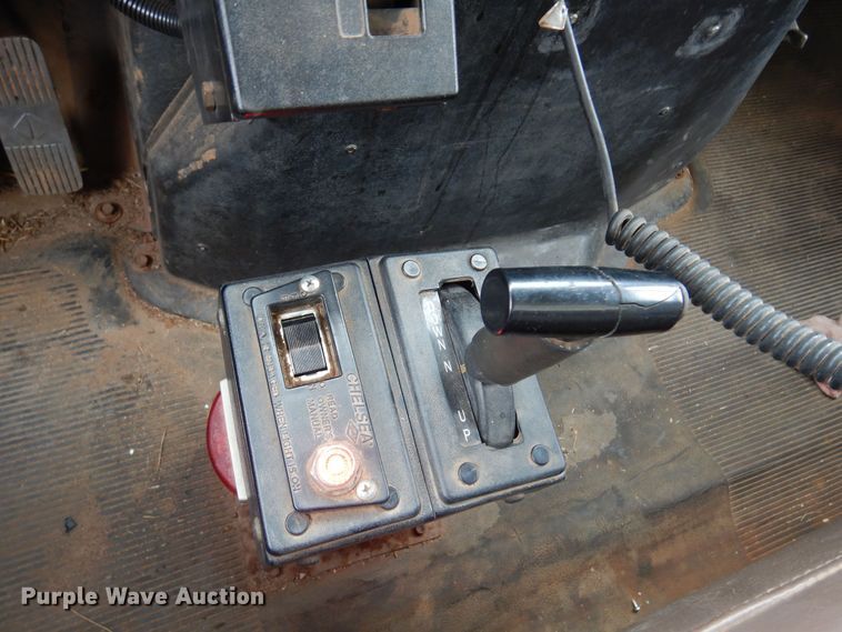 image for item DB7955 2001 International 4700  dump truck