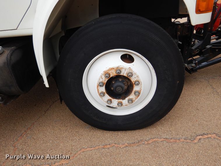 image for item DB7955 2001 International 4700  dump truck