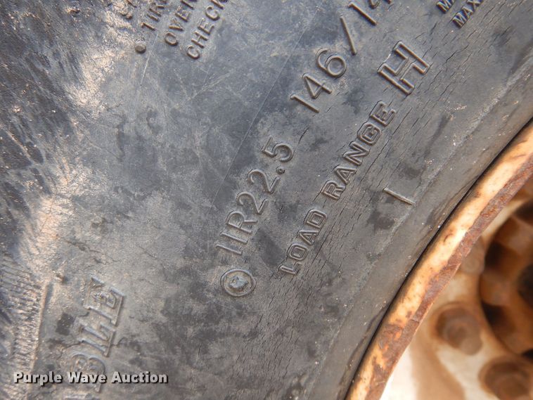 image for item DB7955 2001 International 4700  dump truck