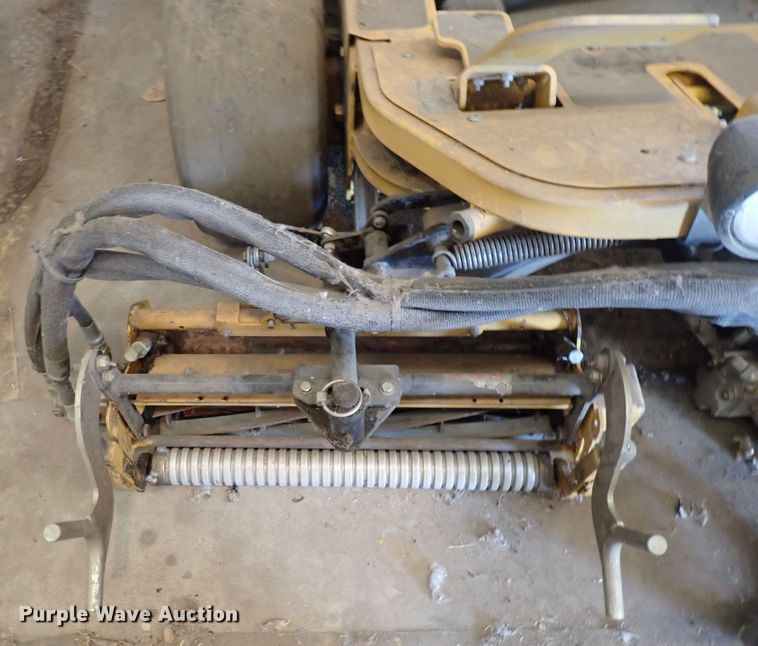 image for item DF5073 Hustler 1500  reel mower