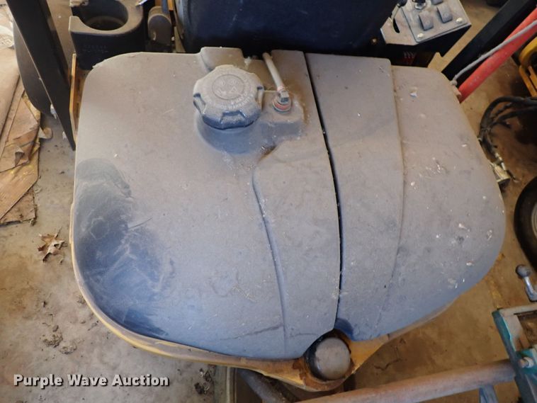 image for item DF5073 Hustler 1500  reel mower