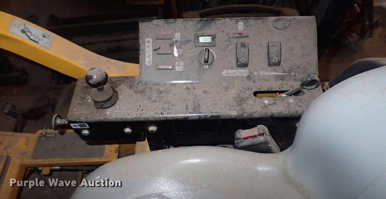 image for item DF5074 Hustler 1500  lawn mower