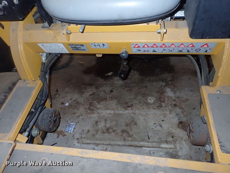 image for item DF5074 Hustler 1500  lawn mower