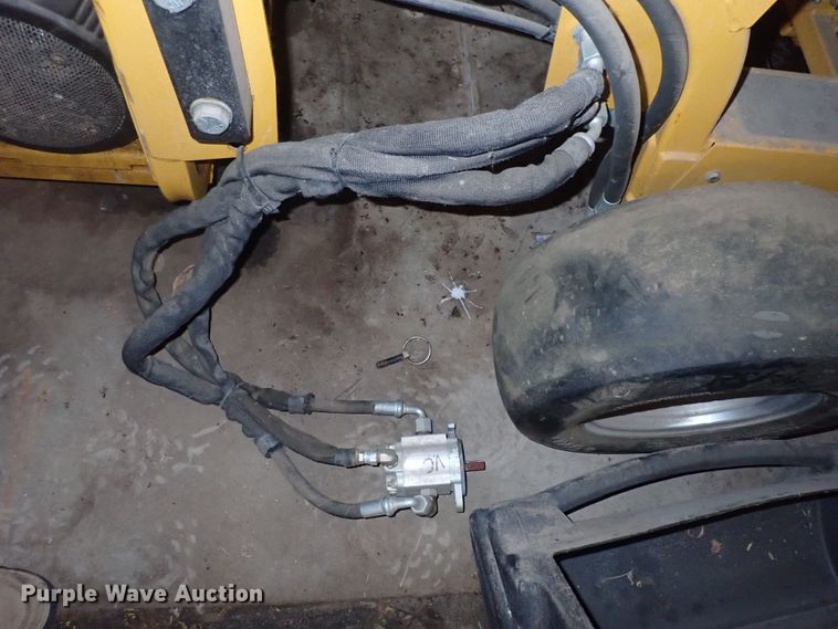 image for item DF5074 Hustler 1500  lawn mower