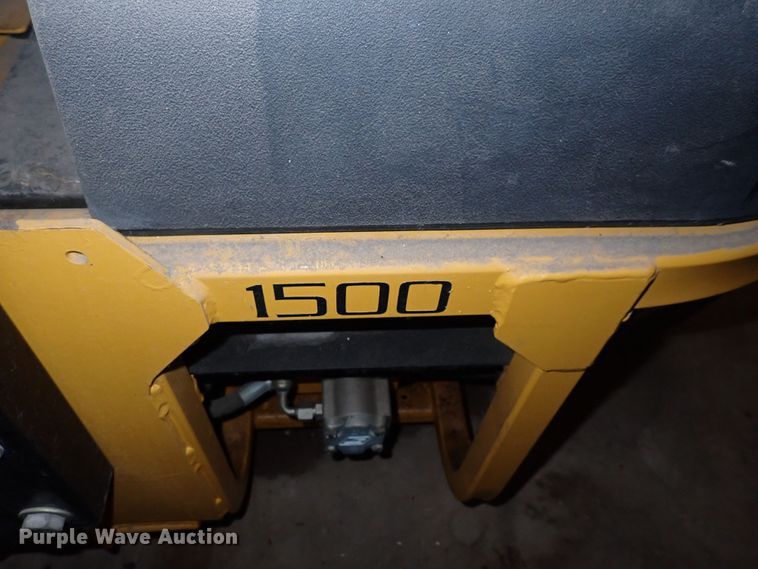 image for item DF5074 Hustler 1500  lawn mower